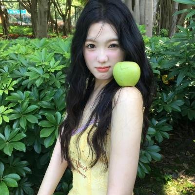 穿越五年后我给死对头生了个娃